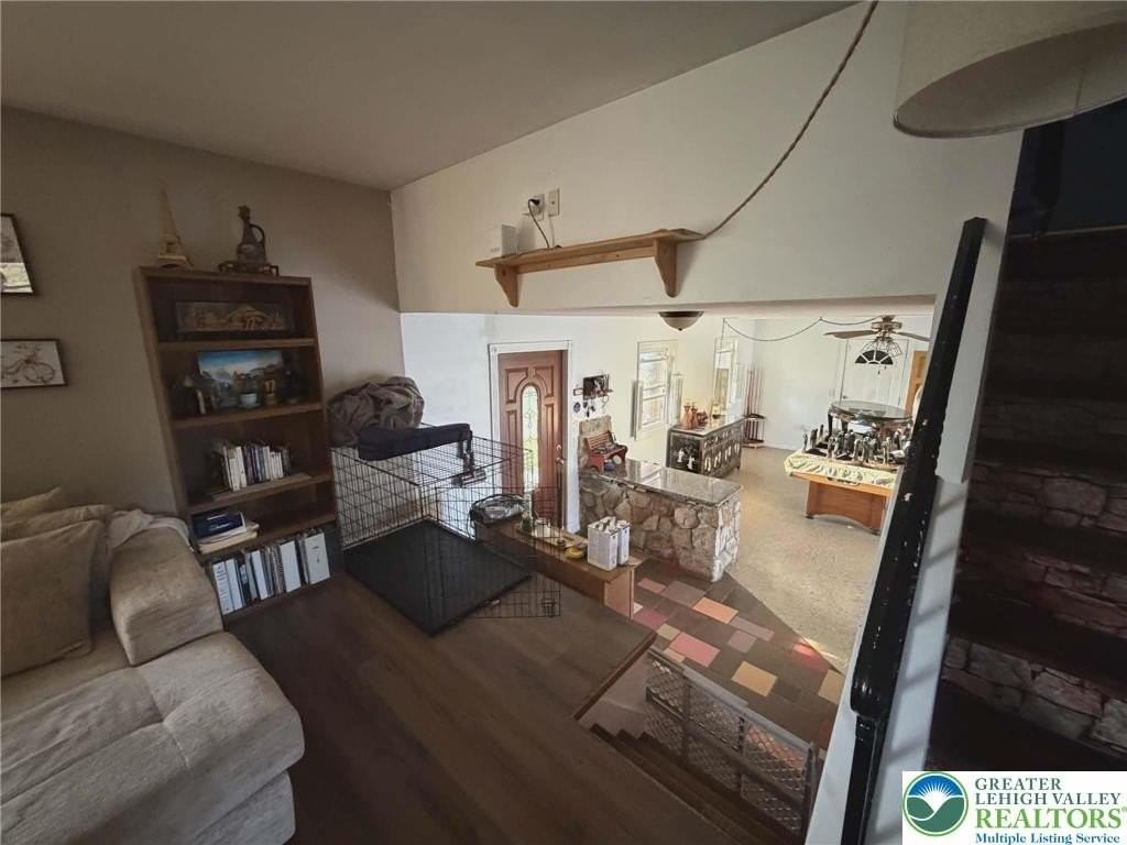 1170 Oakhurst Dr - Photo 7 of 24