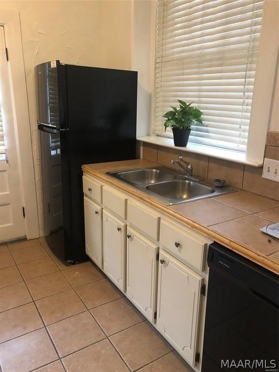 1301 S Perry St #B - Photo 3 of 9