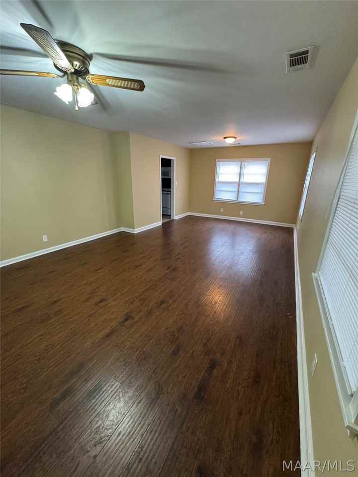 3321 Branch St - Photo 3 of 19