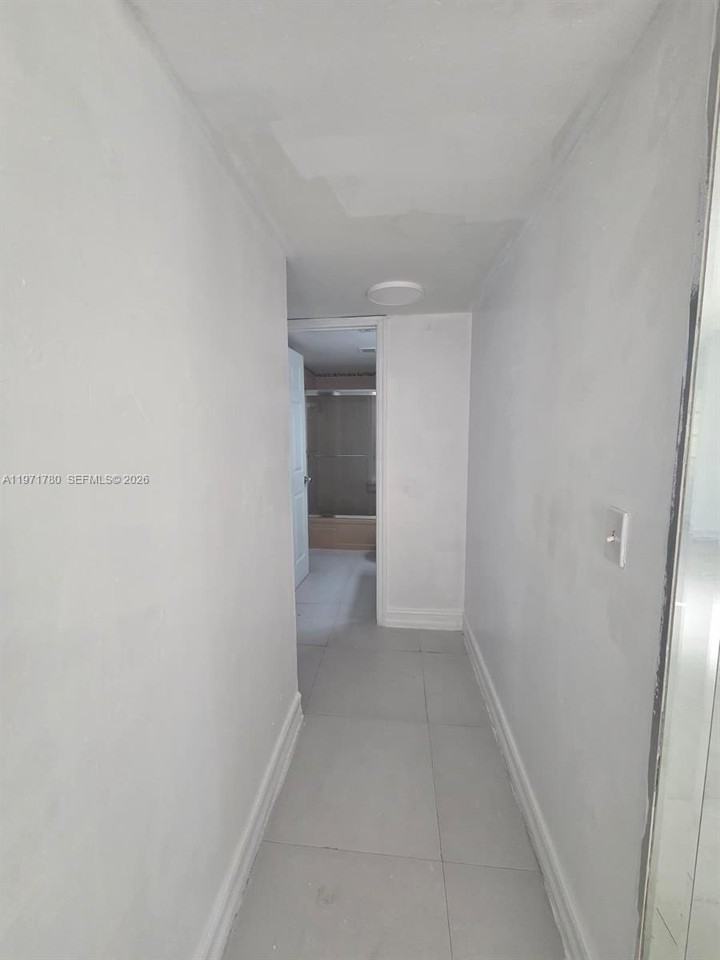 1020 Nw 80th Ave #203 - Photo 6 of 12