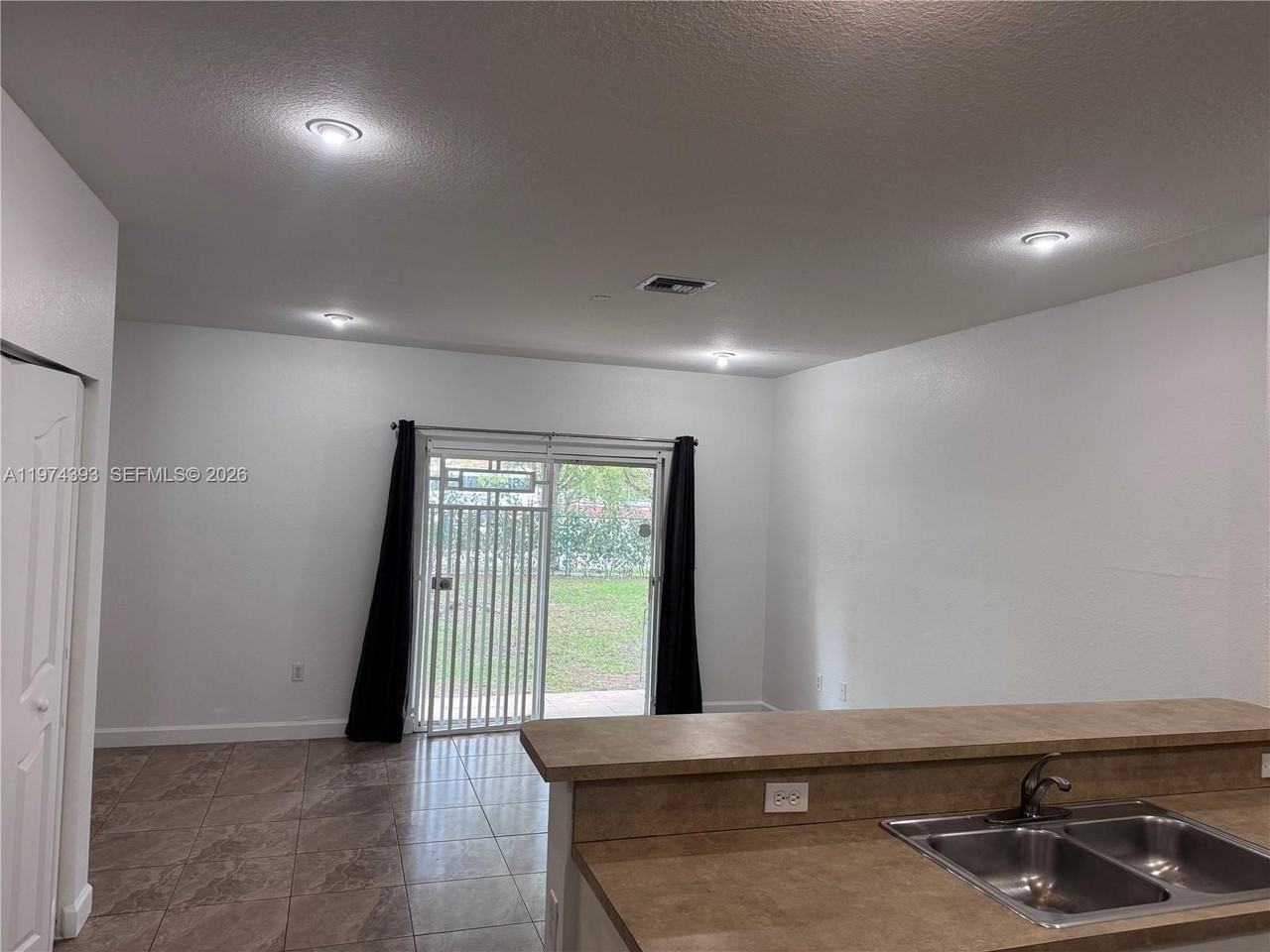 8500 Sw 150th Ave #3 - Photo 7 of 22