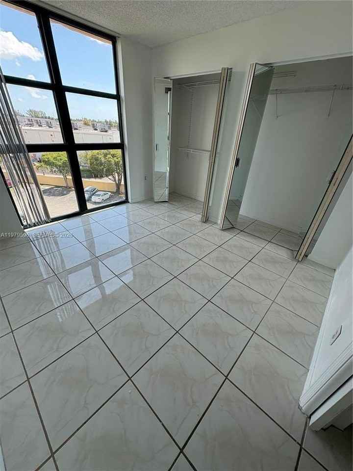 11800 Sw 18th St #517-4 - Photo 3 of 22