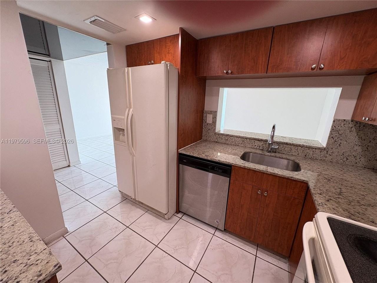 11800 Sw 18th St #517-4 - Photo 6 of 22