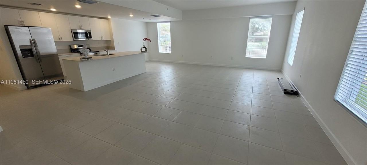 12470 Sw 248th St #5 - Photo 2 of 18