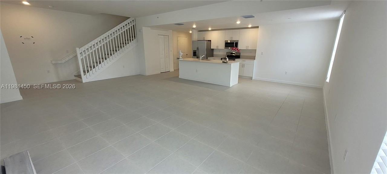 12470 Sw 248th St #5 - Photo 4 of 18