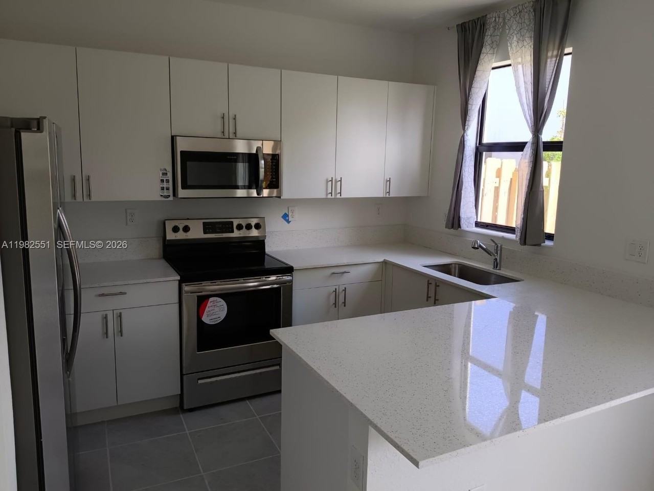 13262 Sw 285th St - Photo 4 of 16