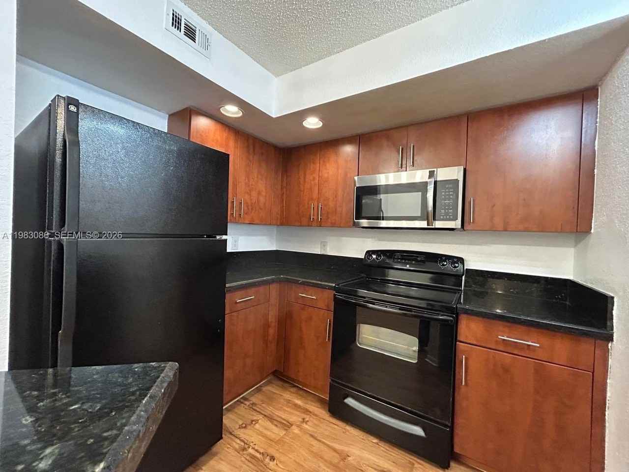 12980 Vista Isles Dr #315 - Photo 3 of 35