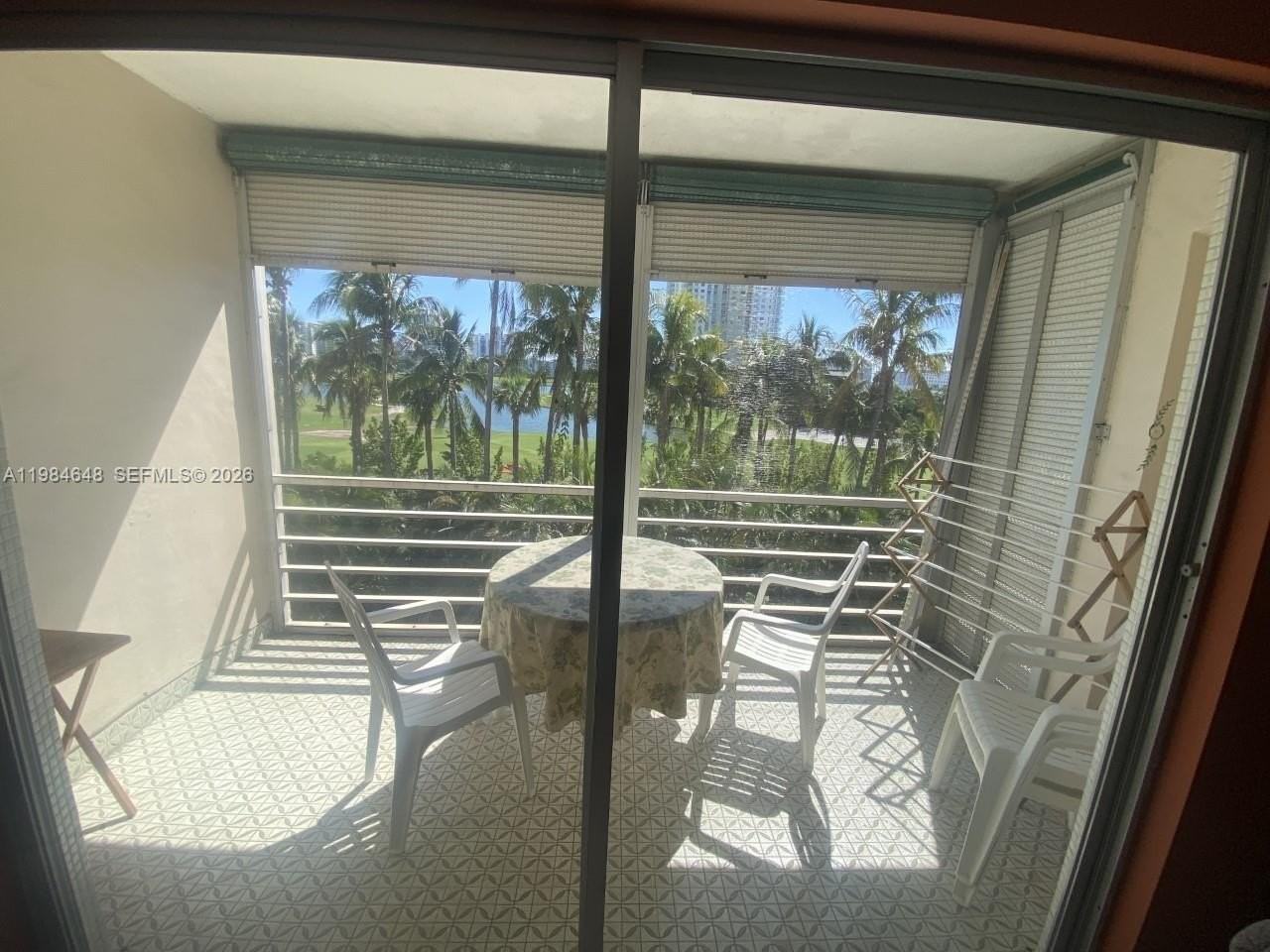 200 Ne 14th Ave #419 - Photo 7 of 23