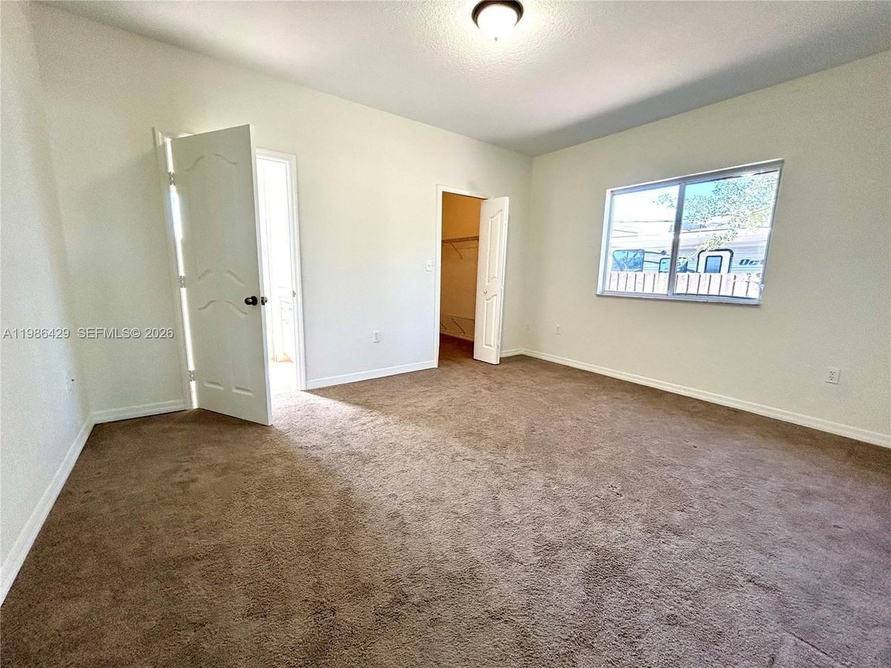 10990 Sw 217th Ter - Photo 7 of 19