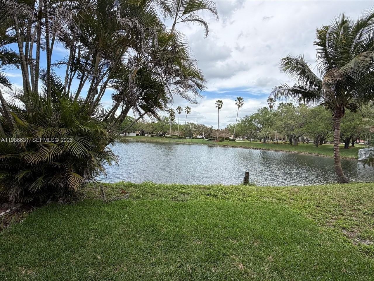 12619 Nw 11th Pl - Photo 2 of 36