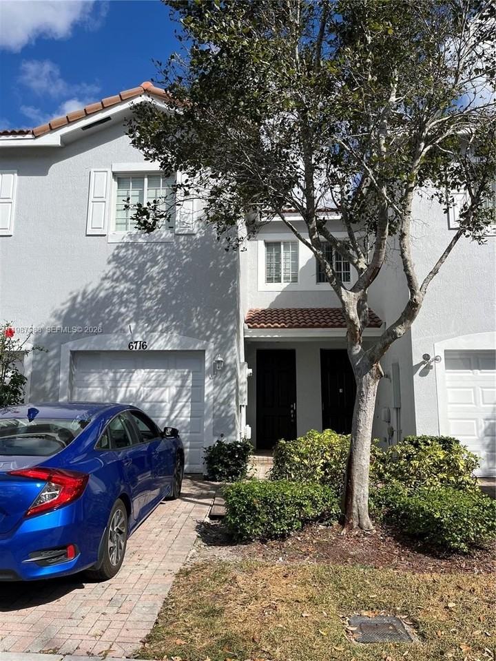 6716 Cypress Walk Ter #6716