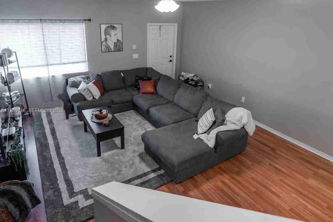 2203 Se 23rd Ter #2203 - Photo 6 of 17