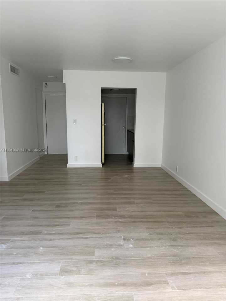 7251 Sw 82nd St #15 - Photo 2 of 15