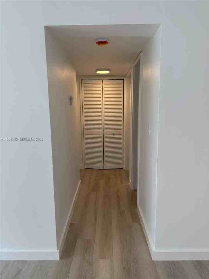 7251 Sw 82nd St #15 - Photo 5 of 15