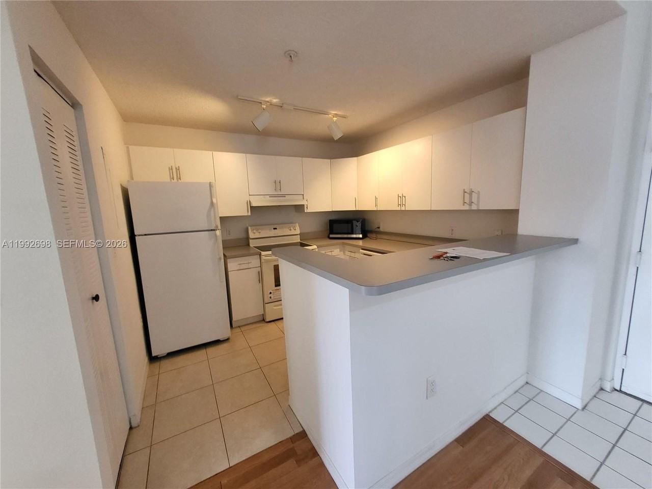 4500 Nw 107th Ave #201-9 - Photo 5 of 19