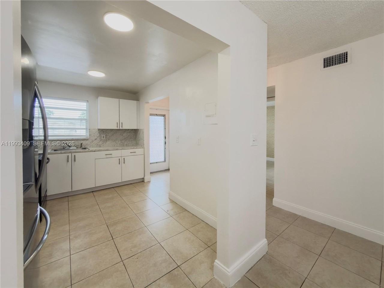 609 S State Road 7 #1C - Photo 6 of 25