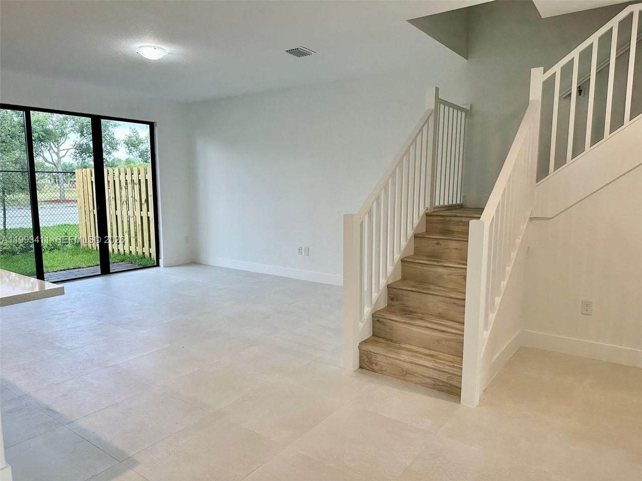 13665 Sw 157th Ct #13665 - Photo 7 of 14