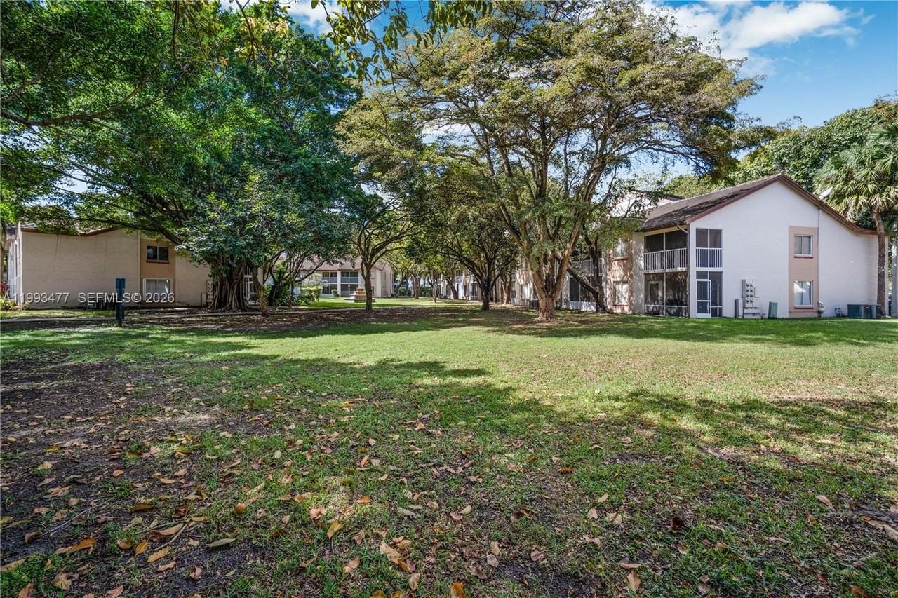 13924 Sw 90th Ter #13924 - Photo 5 of 30