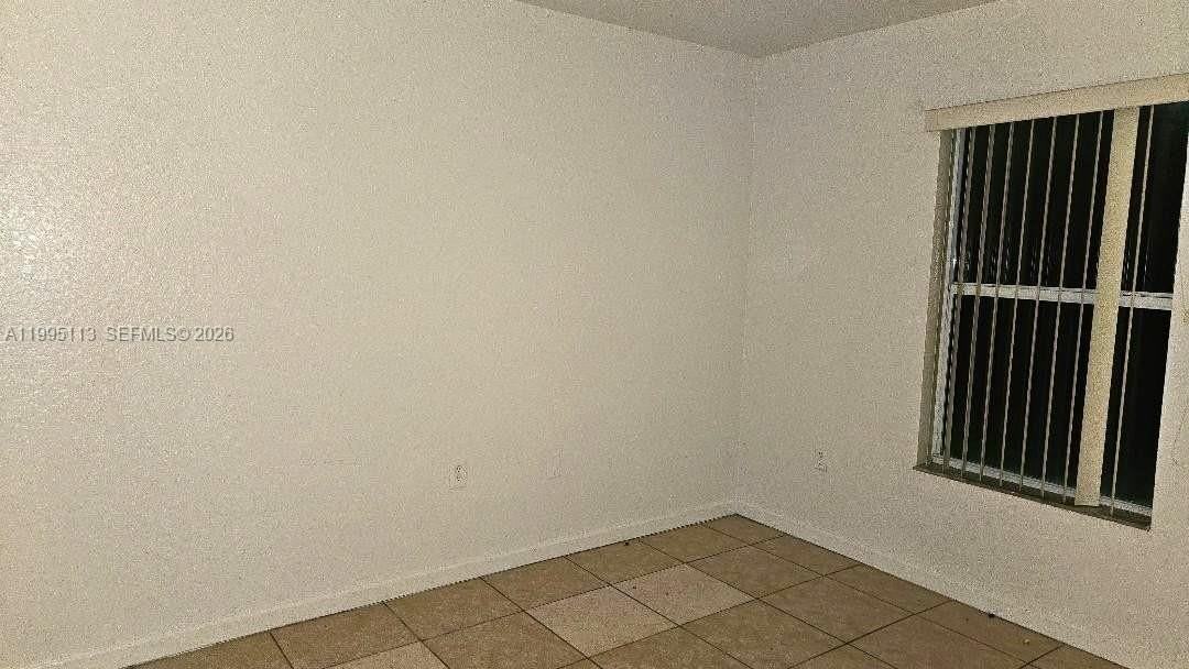 11972 Sw 217th St #11972 - Photo 7 of 13