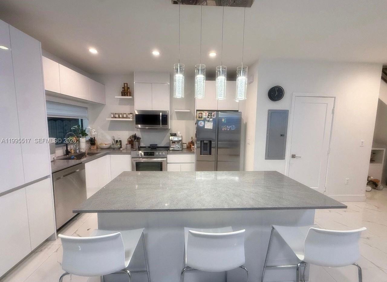 20018 Sw 122nd Ave #20018 - Photo 7 of 19