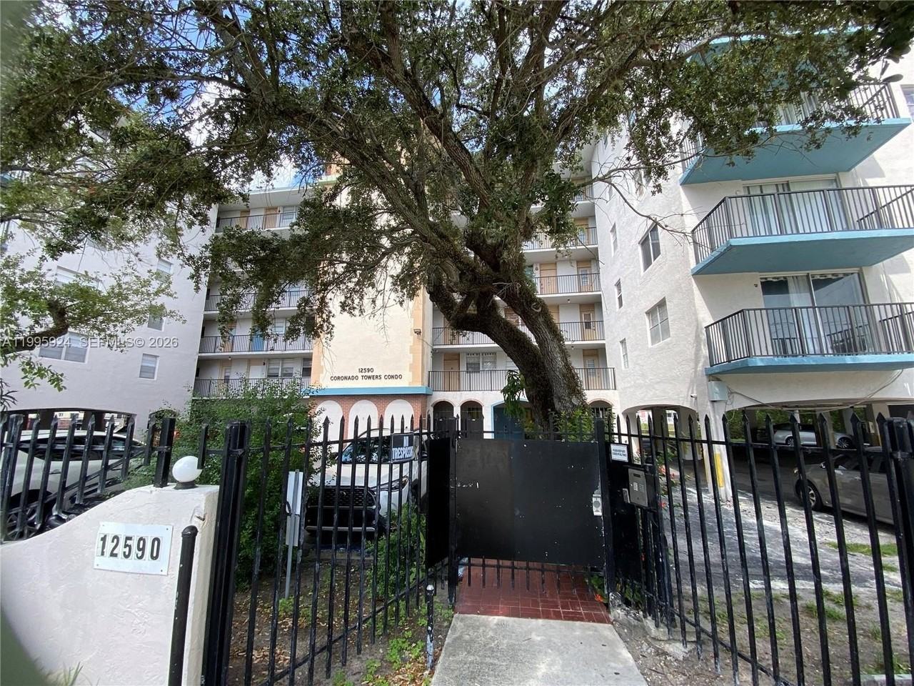 12590 Ne 16th Ave #608 - Photo 2 of 27