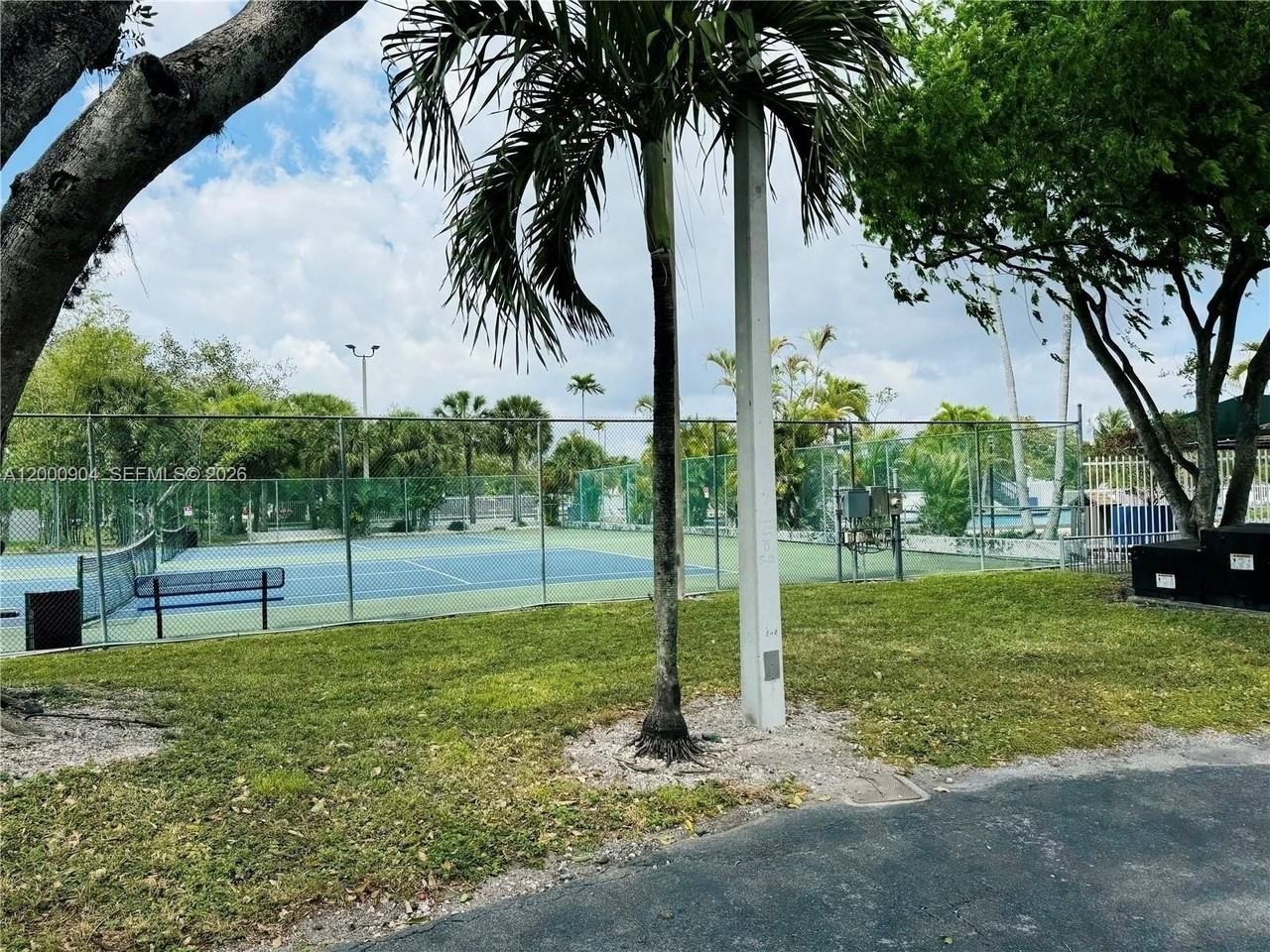 6970 Sw 110th Pl - Photo 4 of 13