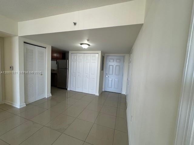 420 Sw 12th Ave #804 - Photo 4 of 8