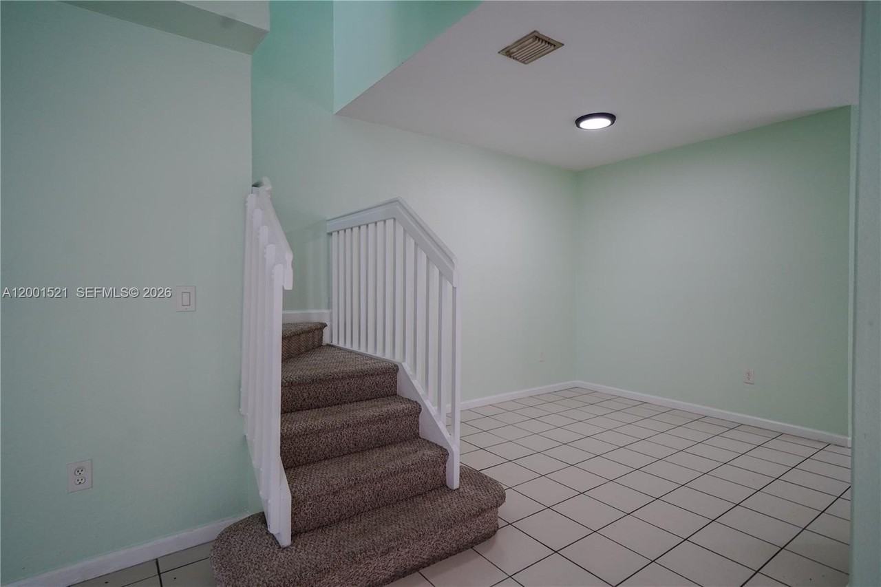 1441 Se 24th Ct #257 - Photo 7 of 20