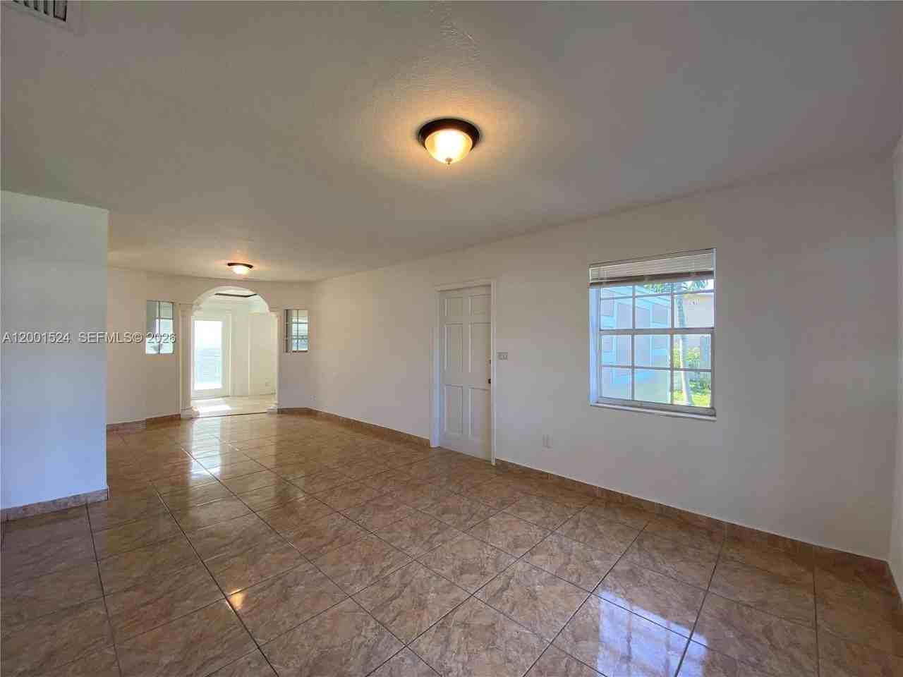 9870 Nicaragua Dr #9870 - Photo 4 of 19