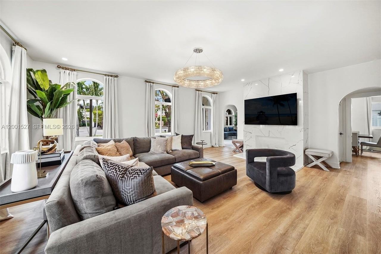 5237 Lagorce Dr #5237 - Photo 7 of 30