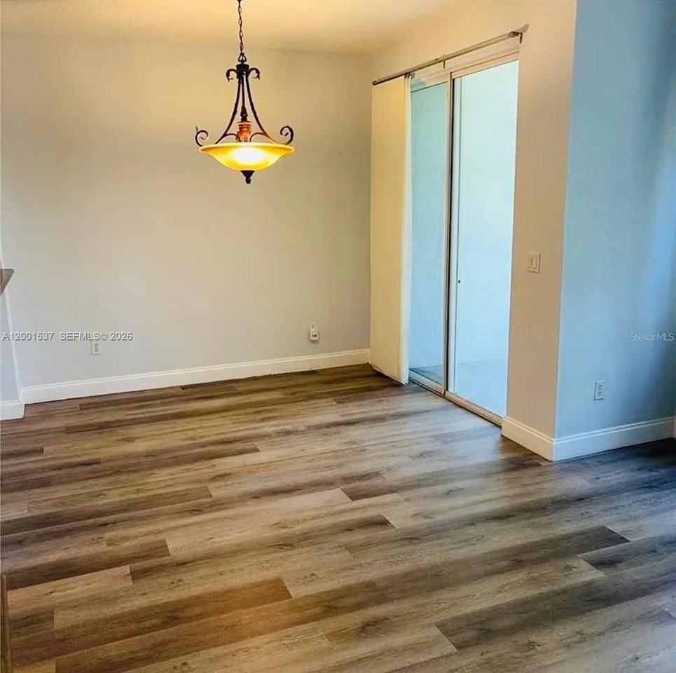 151 Coconut Key Ln - Photo 3 of 21