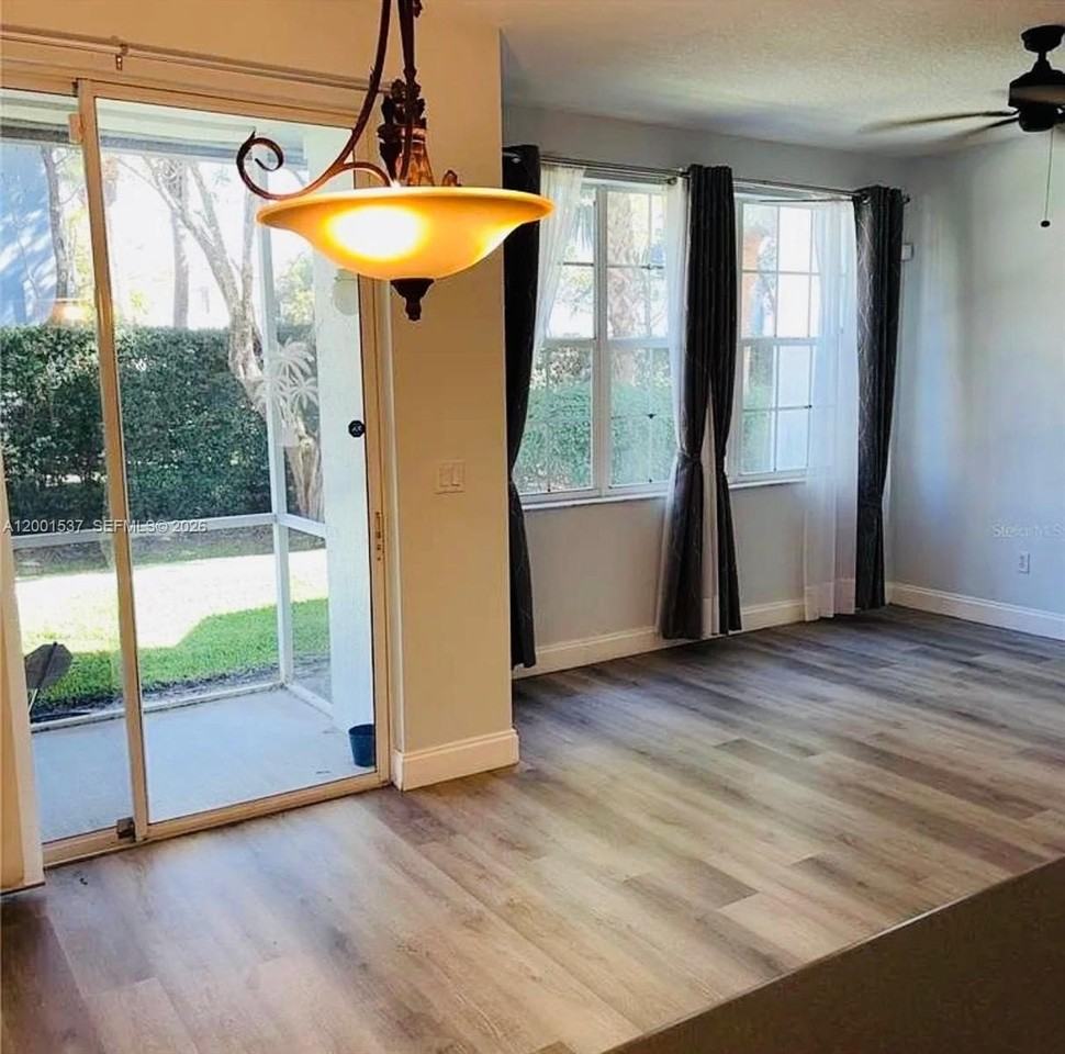 151 Coconut Key Ln - Photo 6 of 21