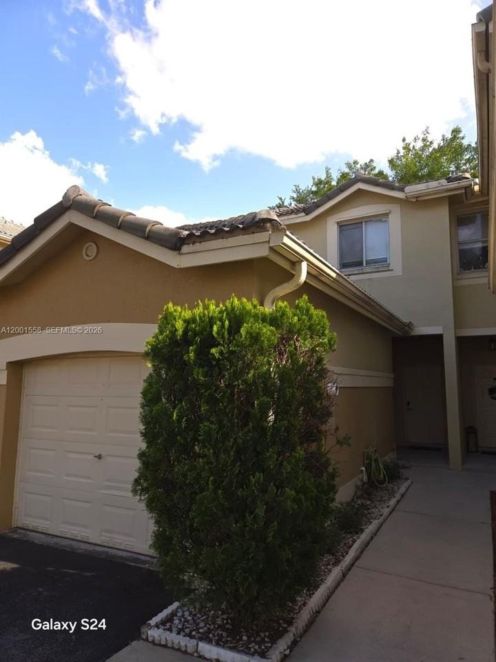 2190 Hacienda Ter #2190 - Photo 3 of 28