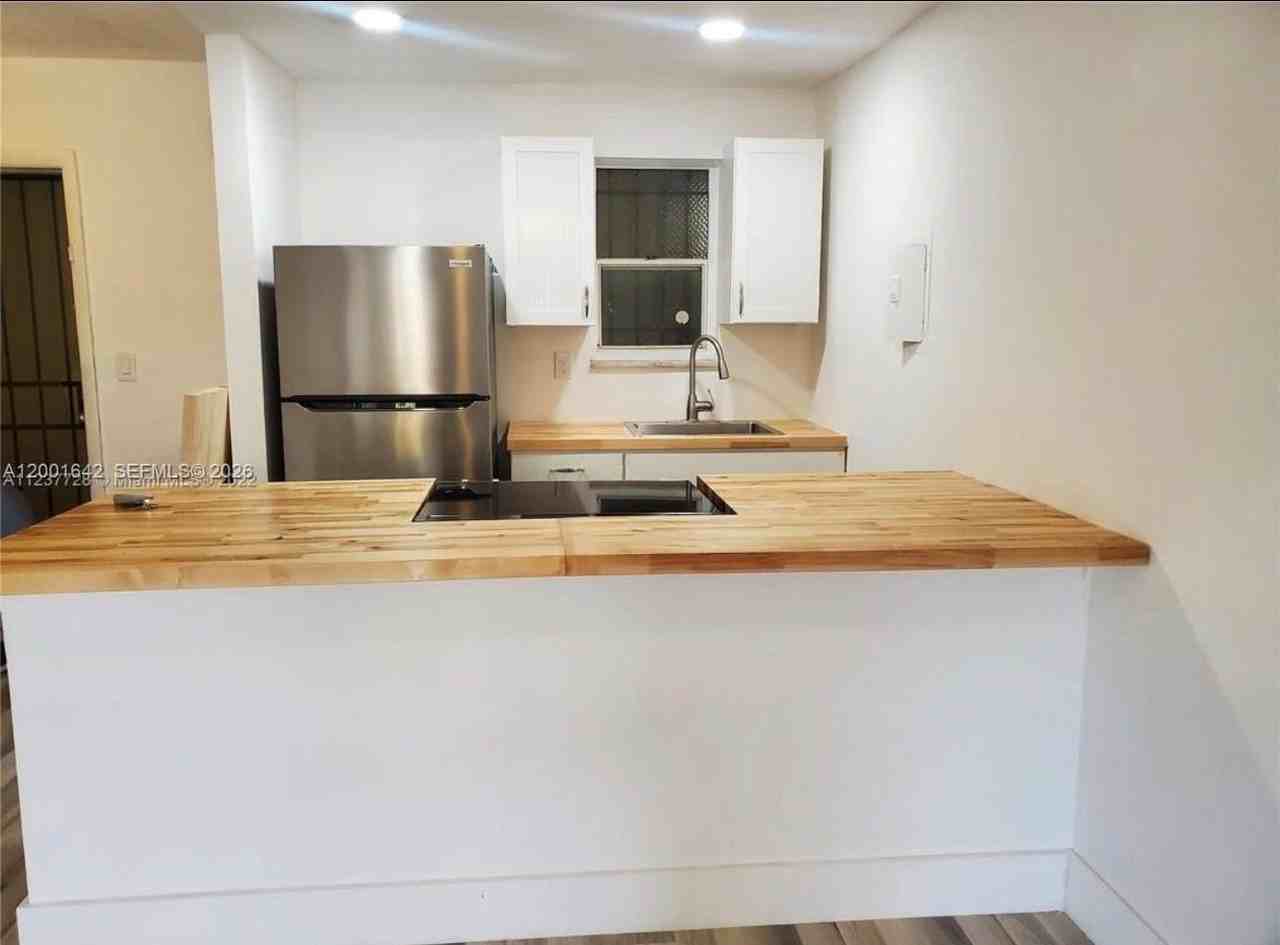 3181 Sw 13th St #108 - Photo 2 of 10