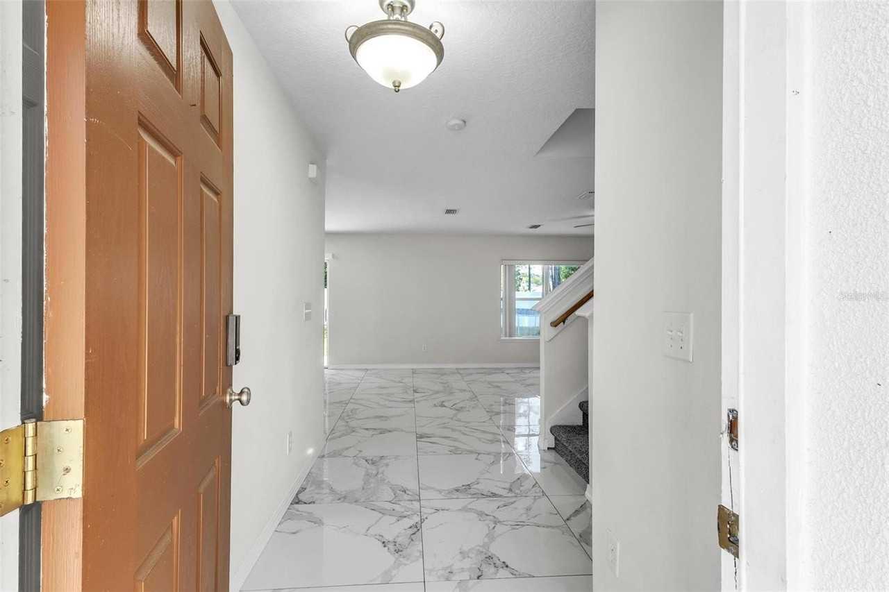 81 Panorama Dr - Photo 4 of 33