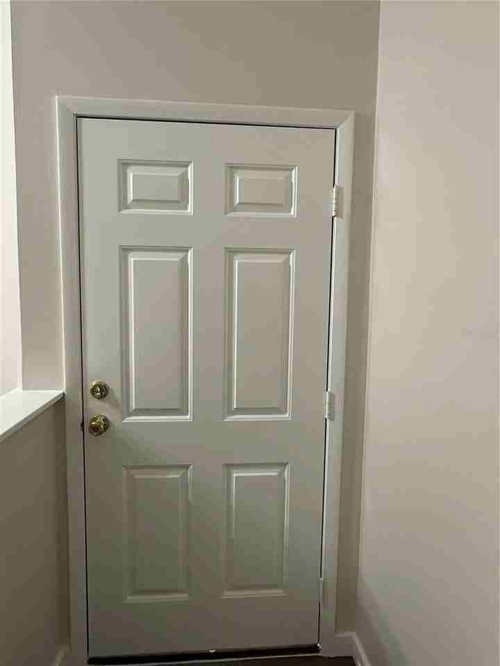 7311 Seena Ct - Photo 4 of 31