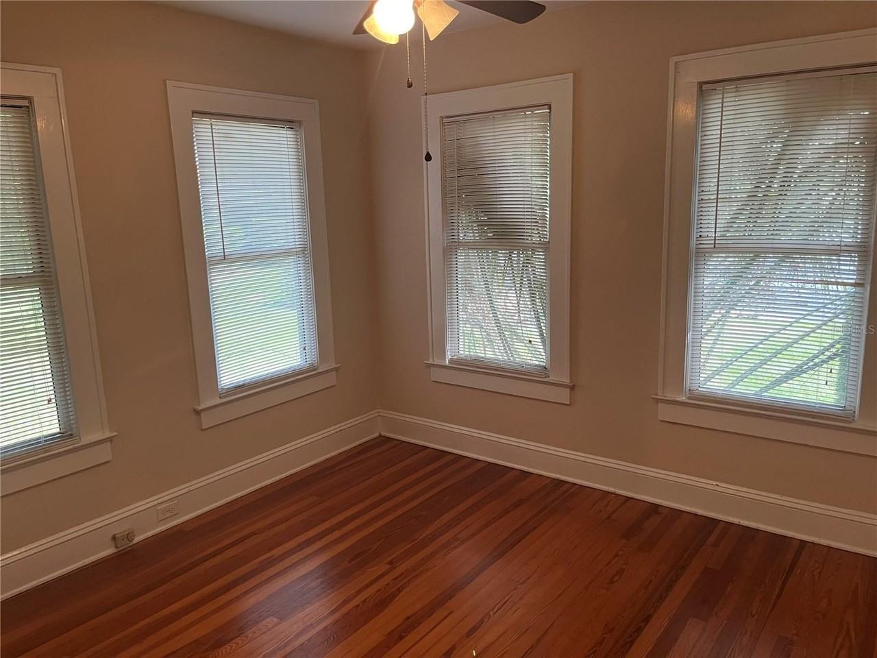 3420 E Grant Ave - Photo 7 of 30