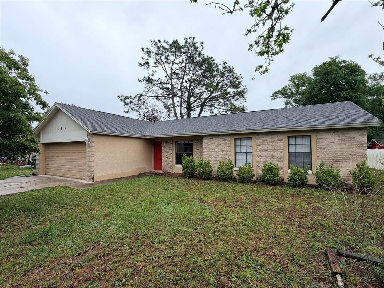 661 Murphy Rd - Photo 2 of 20