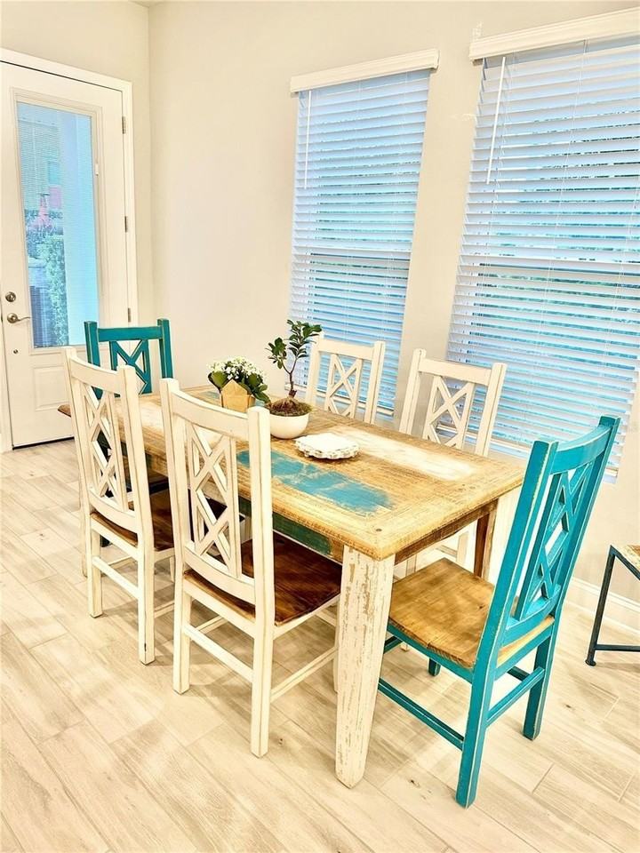 900 Wild Date Ln - Photo 6 of 26