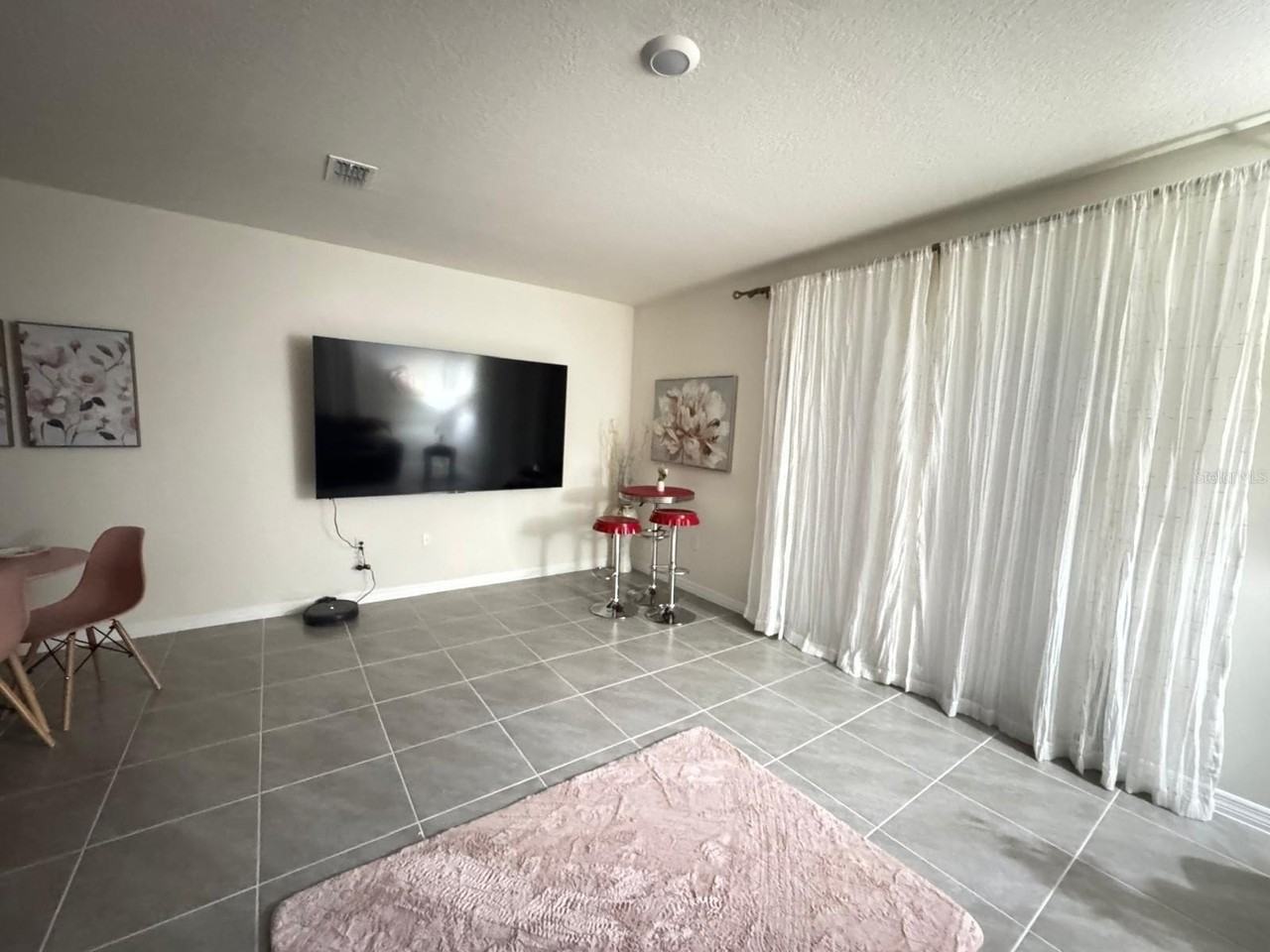 2369 Penguin Blvd - Photo 4 of 19