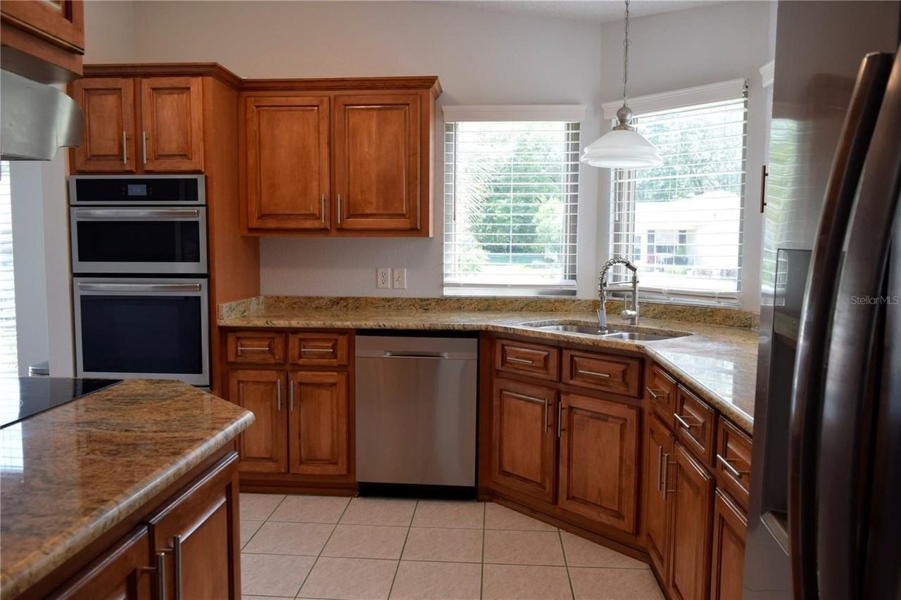 710 Cortez Ave - Photo 6 of 26