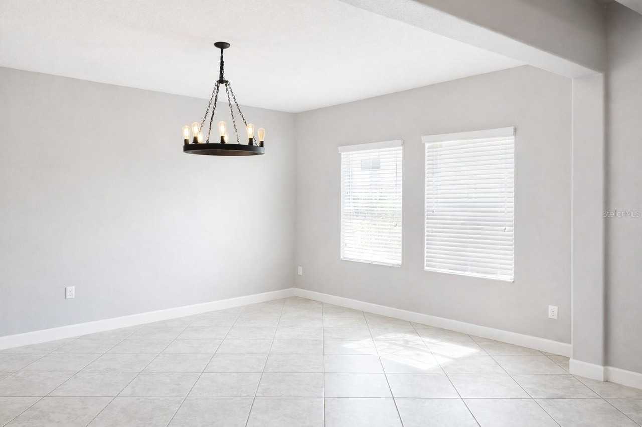 19095 Andrea Lynn Ln - Photo 2 of 17