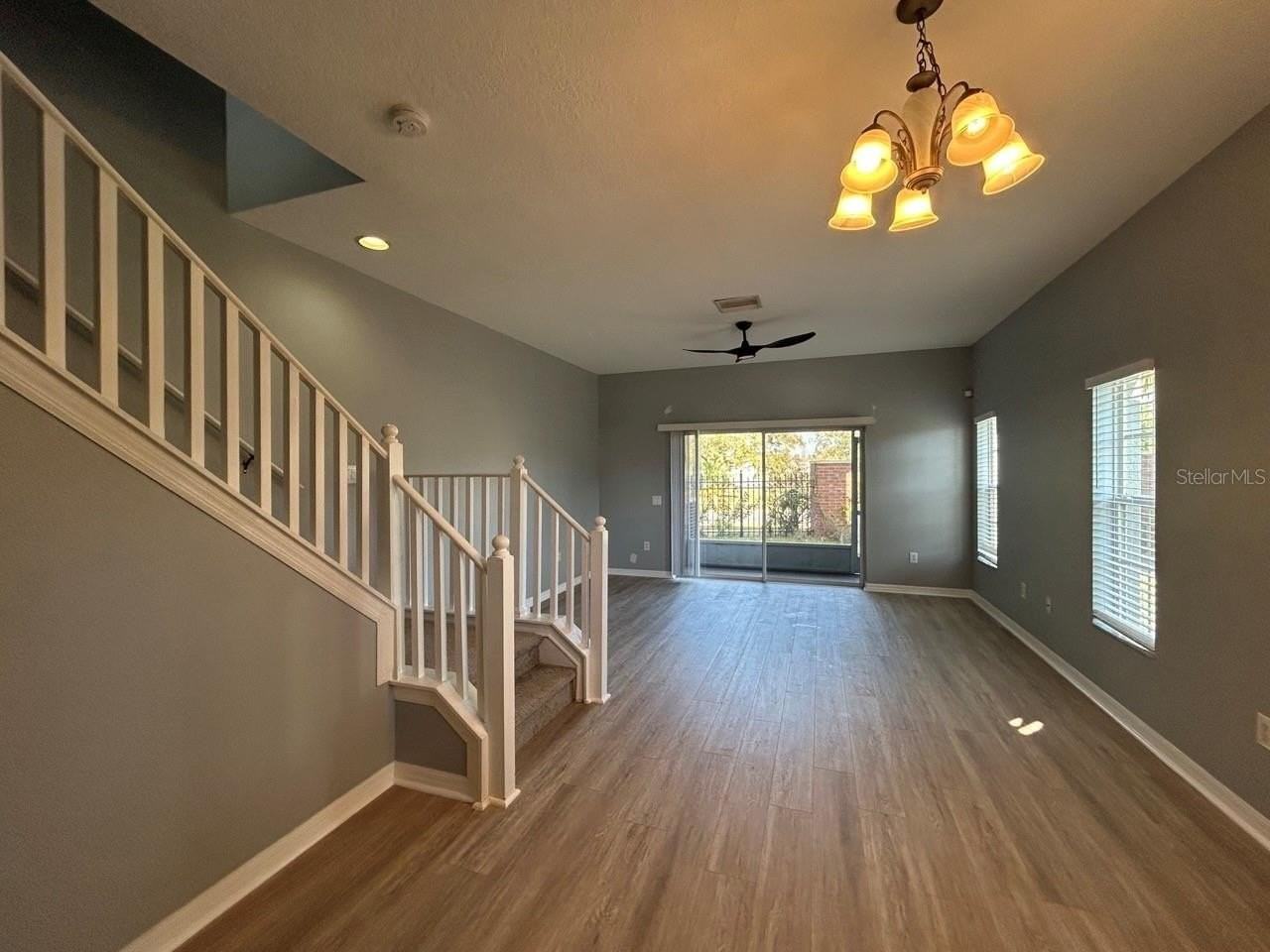 12978 Kings Crossing Dr - Photo 5 of 33