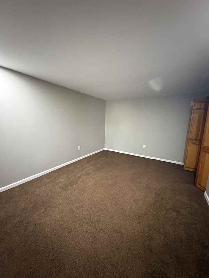 228 Phillips Ave #1 - Photo 7 of 8