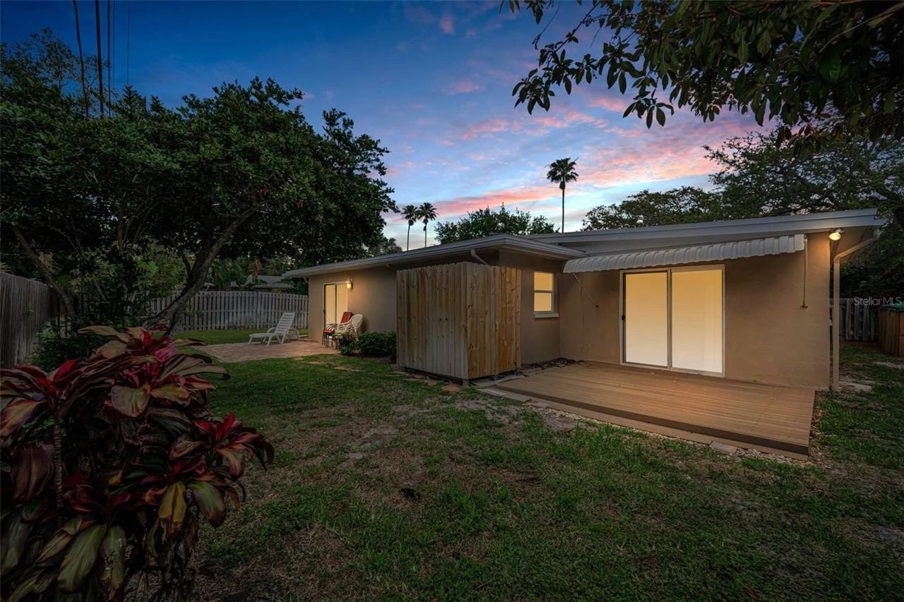 253 Park Cir S - Photo 2 of 50