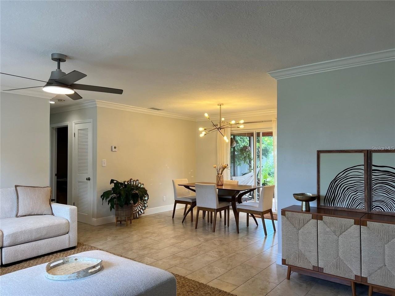 3748 Manatee Dr Se - Photo 3 of 23