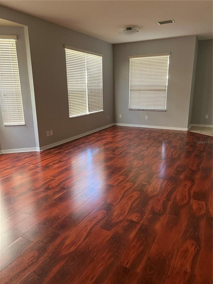 20027 Heritage Point Dr - Photo 7 of 33