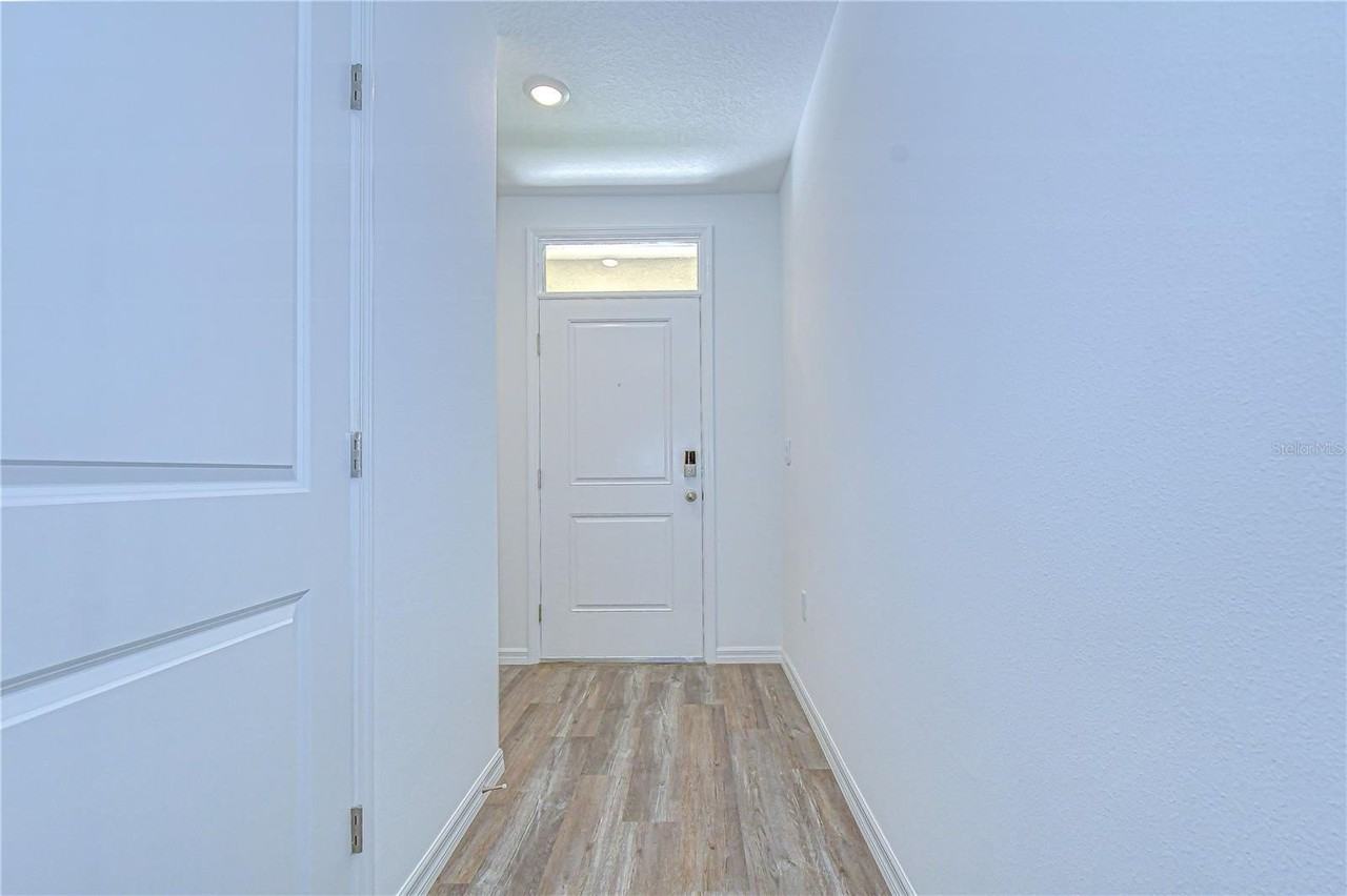 32463 Weathered Oak Dr - Photo 4 of 50