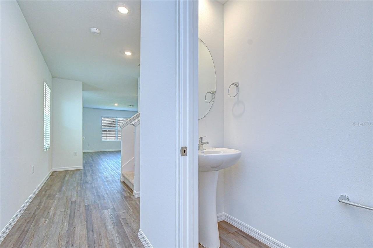 32463 Weathered Oak Dr - Photo 5 of 50