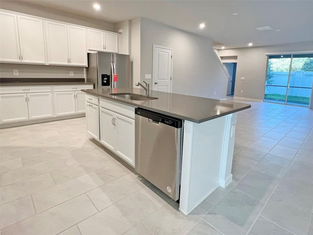 3228 Sunrise Spring Pl - Photo 7 of 31